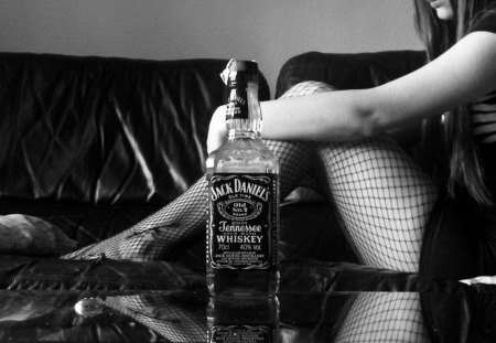 Jack Daniels Woman - Woman, Whiskey, Drinks, Jack Daniels