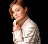 Julia Stiles