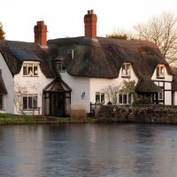 	Thatched