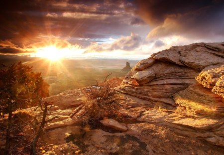 Canyon in Utah - sky, utah, sun, sunset, glow sun, rocks, evening, clouds, rock, stone, mountain, hills, rugged, gold, nature, canyon, red, top, sunrise