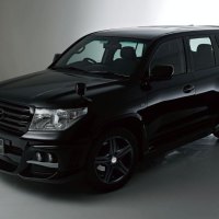 Toyota WALD 200 Land Cruiser SPORTS LINE Black Bison Edition 