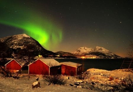 aurora borealis  above a northern village - village, aurora, sky, lake