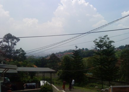 Morning in a residential atmosphere 'Jati Handap' Bandung - Liana Amadea, Tizara, Ayang Irsya, Rida Evoy