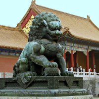 Bronze Statue in Forbidden City