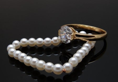 ~ Pearls with Diamond Ring ~