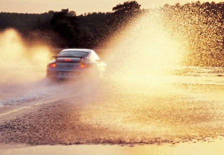 Porsche GT2 - road, porsche, water, gt2