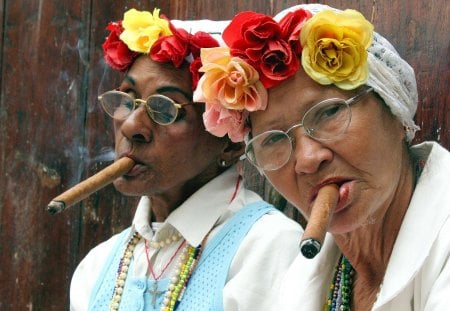 *** Cuban cigar smokers *** - smokers, cuban, people, ladys, old, cigar