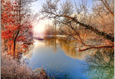 	Frozen river - frozen, river