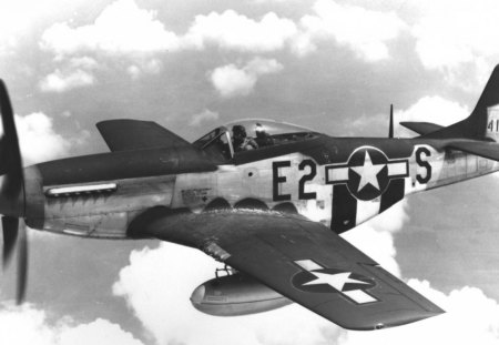 real ww2 p-51d mustang - u, m, 2, w