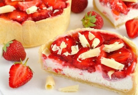 Strawberry tarts - sweets, desserts, strawberry, tart, fruits, delicious, food