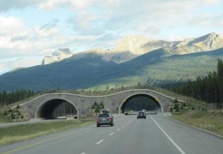 Mountains BC - Canada 02 - mountains, roads, clouds, photography, bridges, cars, summits