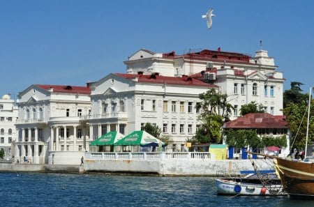 mansion on the waterfront - mansion, boats, waterfront, bird