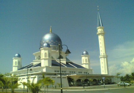 ABDULLAH FAHIM MOSQUE - amieruzainiey, mama, amierza, abah