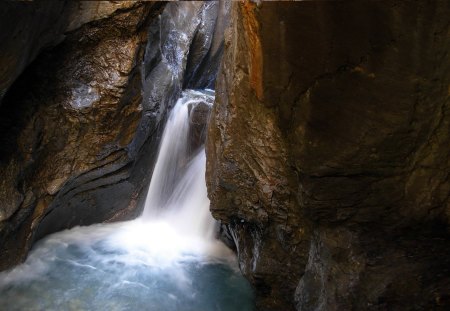 Rosenlaui Ravine Waterfall - nature, beautiful, peaceful, water, ravine, waterfall, rosenlaui