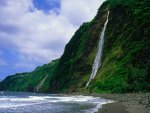 kaluahine waterfall hamakua coast hawaii