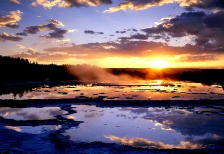 BEAUTIFUL DAWN - lake, sky, dawn, clouds, swamp, sunrise