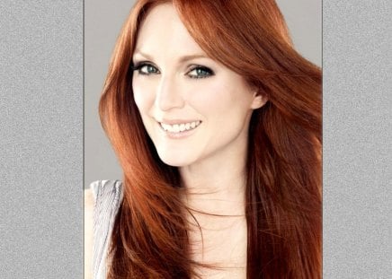 Julianne Moore01 - Julianne Moore, game change, evolution, the forgotten