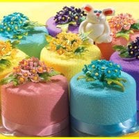 Mini Easter cakes