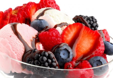 Ice Cream - ice, cream, strawberry, food