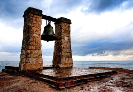 THE BIG BELL - fox, crimea, sevastopol, ukraine, bell, hersones