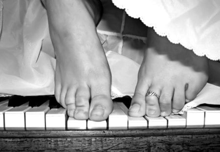 foot game - black and white, piano, foot, photography