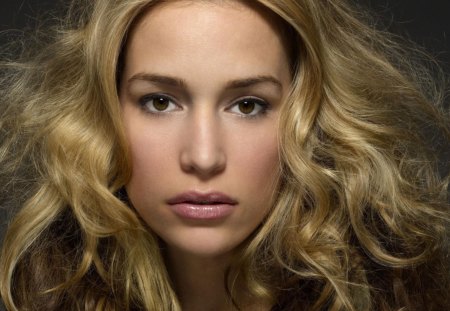 Piper Perabo - face, piper, piper perabo, model, beautiful, actress, closeup, perabo