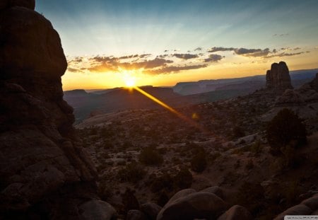 canyon sunrise - clouds, sunrise, canyon, rocks