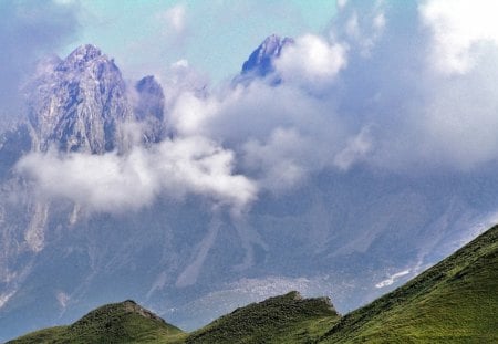 mighty mighty mountains - mountains, valley, cliffs, clouds