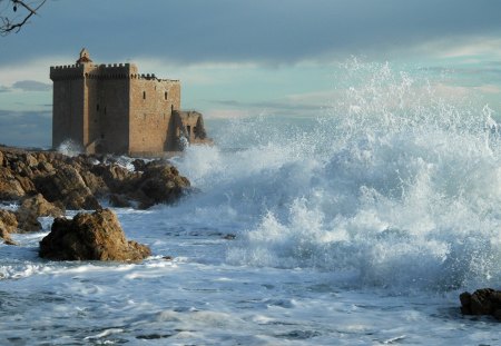 castle ruins in a wild sea shore - shore, waves, sea, rocks, castle, ruins