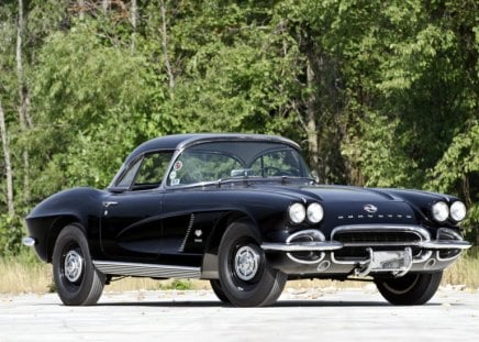 chevrolet corvette - tree, chevrolet, road, corvette