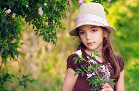 Little Lady w/A Hat - hat, pretty, little, lady