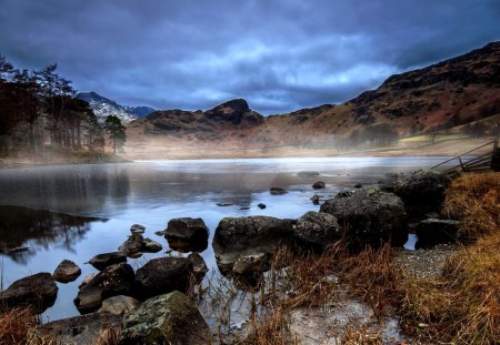 FOGGY LAKE - morning, fog, lake, landscape