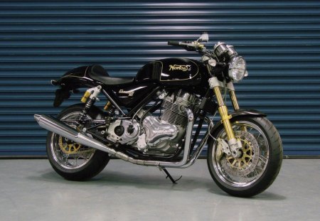 Norton Commando - norton, british motorbikes, norton commando, british motorcycles