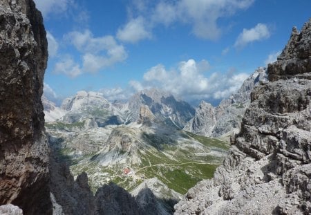 lovely inn among huge mountains - clouds, inn, cliffs, mountains, valley