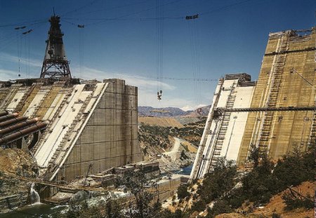 Shasta Dam - Construction, 1942, Shasta, Dam