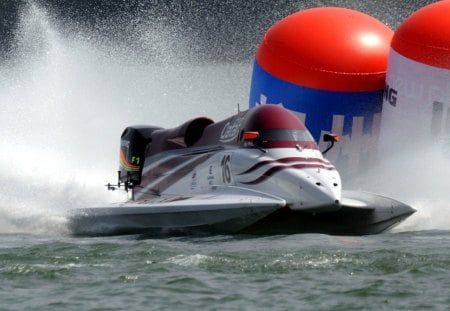 F1 Power Boat - race, powerboat, thrill, endurance