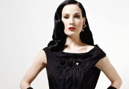 Dita Von Teese - dancer, girl, beauty, red lips, actress, black, woman, model, brunette, dita von teese