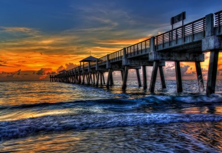 Ocean Waves - clouds, beach, beautiful, splendor, sea, beauty, ocean, lovely, pier, sunset, nature, view, ocean waves, waves, peaceful, sky