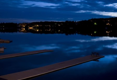 	Quais flottants - sea, blue