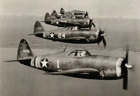 P-47 Thunderbolts Formation - war, p47, planes, thunderbolt