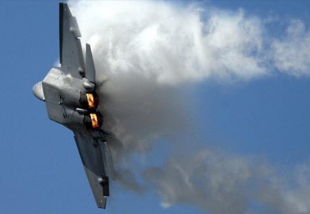 F-22 High G - burn, f-22, f22, military, sky