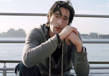 adrien_brody - jeans, actor, chain, sea, sky