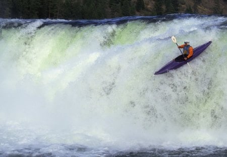 ultimate kayaking - boater, waterfalls, surf, foam, kayak