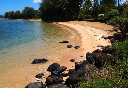 Beach in Hawaii - yellow sand, beach, pacific, paradise, hawaii, escape, rocks, volcanic, holiday, sand, ocean, south polynesia, tropical, exotic, island, sea, retreat