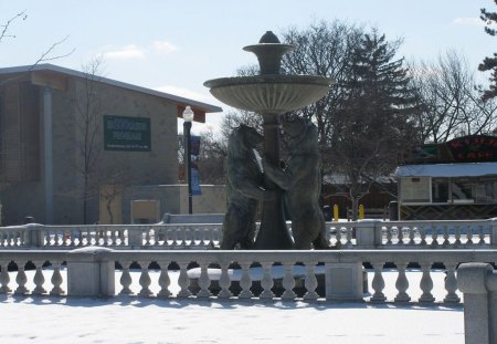 The Bear Fountain at the Detroit Zoo