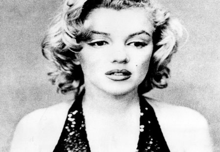 Marilyn Monroe - norma jeane mortenson, norma jeane, marilyn, marilyn monroe