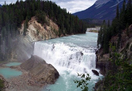 Wapta Falls, Yoho Nat'l Park, B.C. Canada - Trees, Mountains, Nature, Waterfall