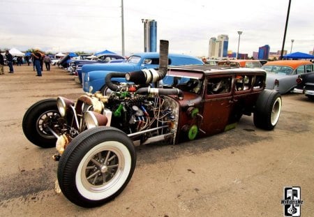 Long Vehicle - hot rod, car, funny, old, motor, wheels