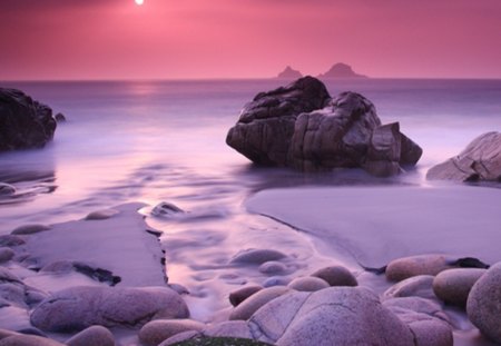 Red Sun Beach - Ocean, Sun, Red sunset, sand, rocks