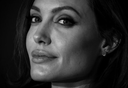 Angelina Jolie - angelina, jolie, actress, tomb